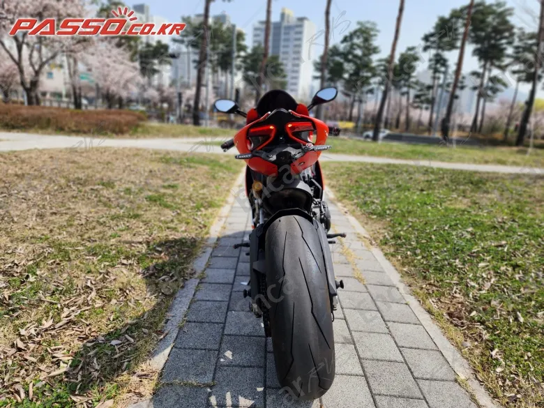 Ducati 959 Panigale Corse - фото 2