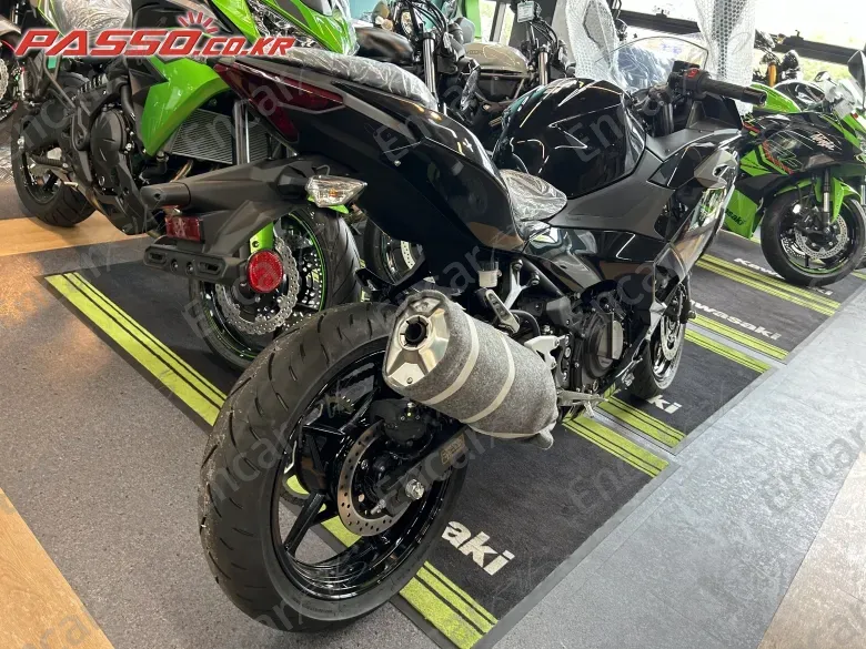 KAWASAKI ZX 500 R - фото 2