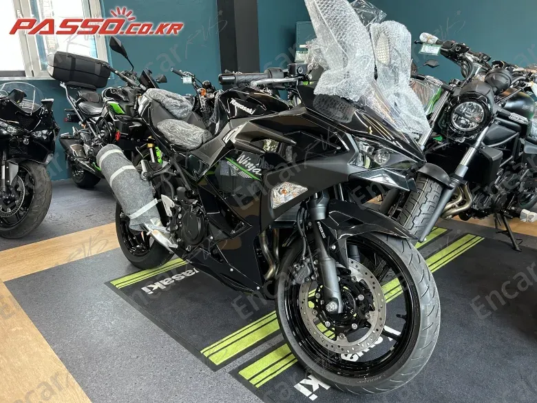 KAWASAKI ZX 500 R - фото 3