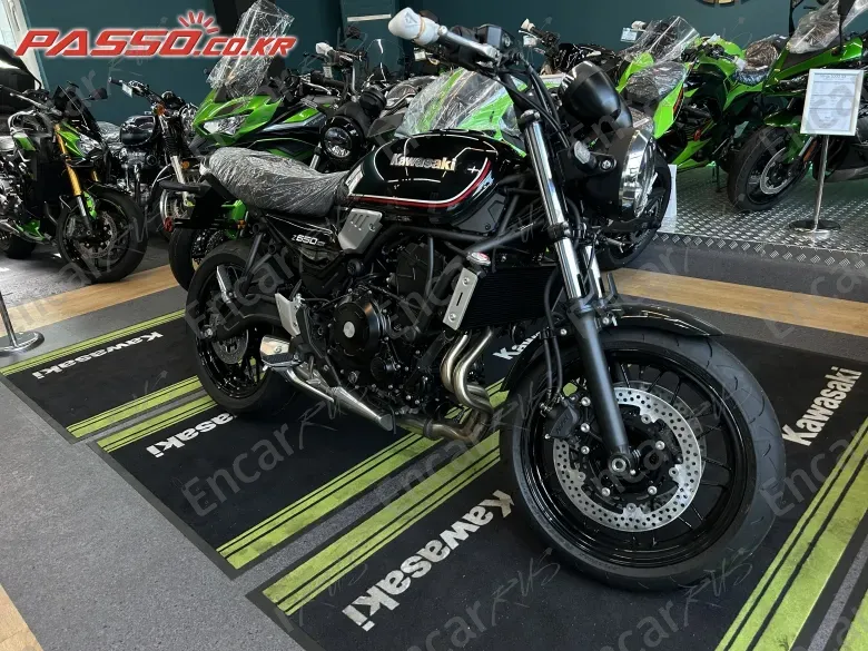 Kawasaki Z 650 Rs Abs - фото 4
