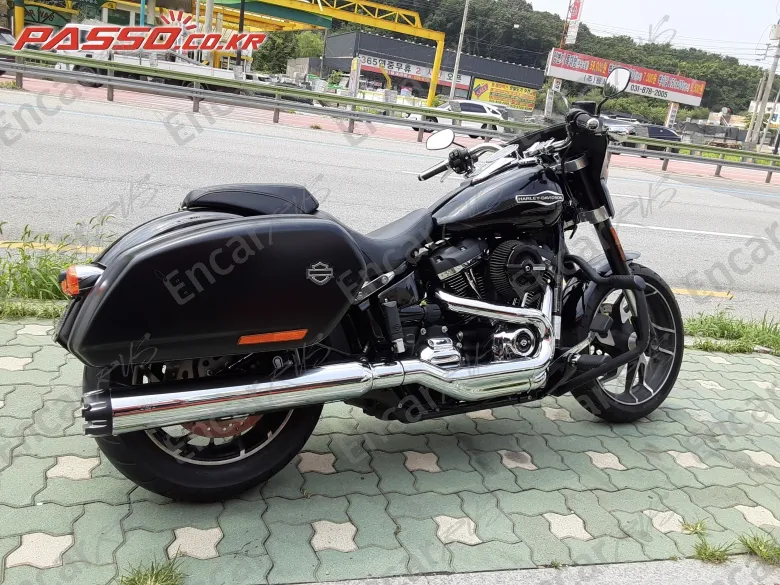 Harley-Davidson Sport Glide - фото 6