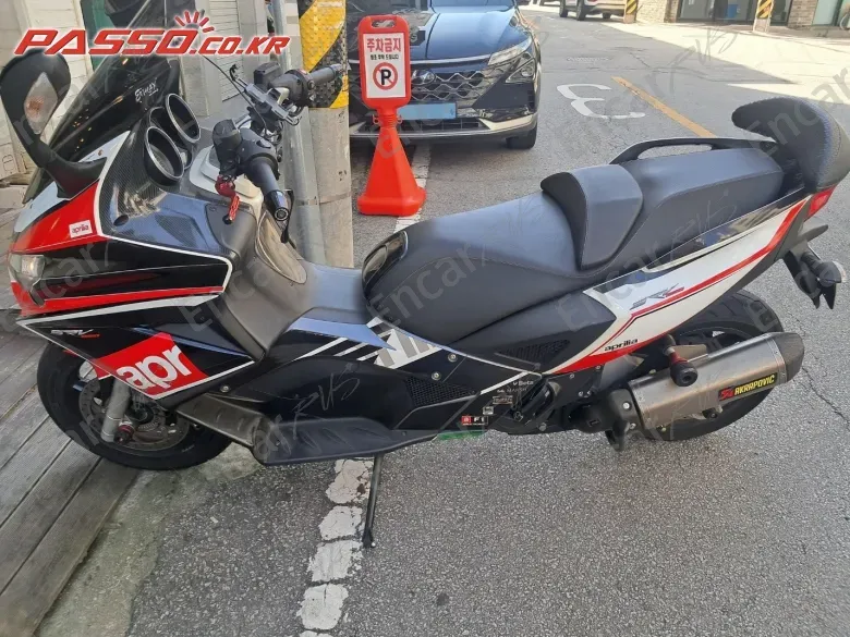 Aprilia Srv 850 - фото 1