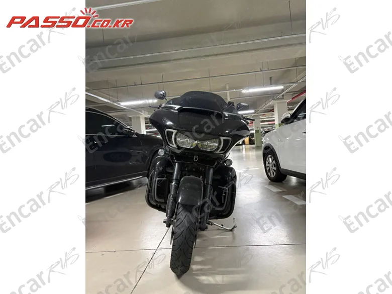 HARLEY-DAVIDSON ROAD GLIDE SPECIAL - фото 1