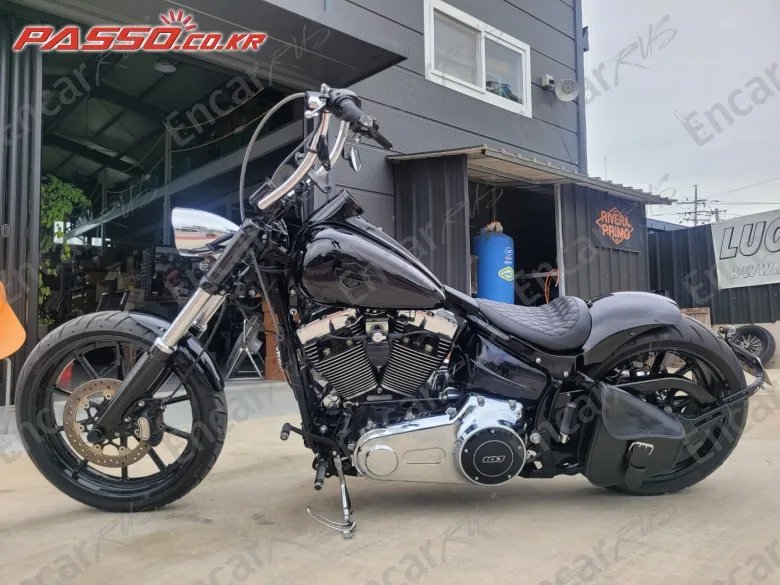 HARLEY-DAVIDSON BREAKOUT - фото 1