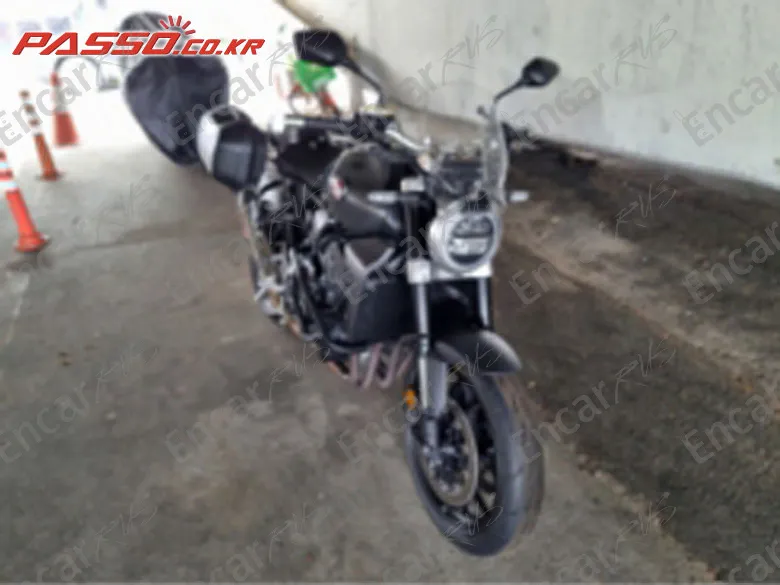 Honda Cb 1000 R - фото 4