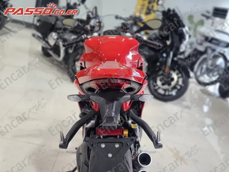 Ducati Supersport 950 S - фото 2