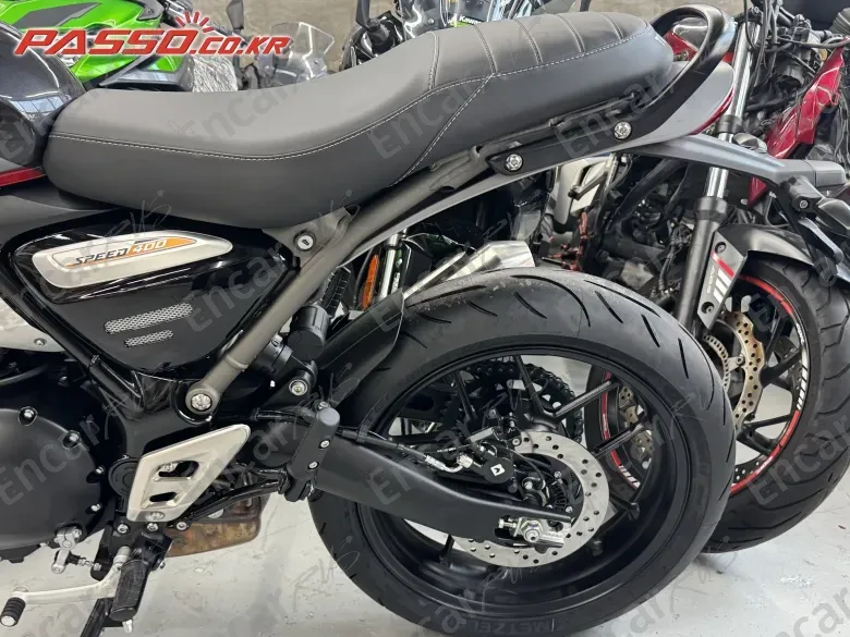Triumph Speed Four - фото 5