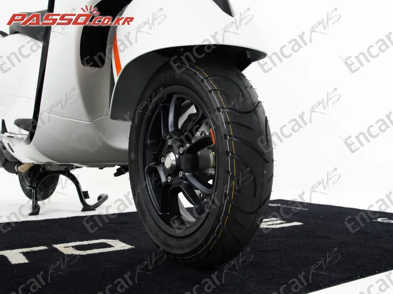 Vespa Gts 125 Super Sports - фото 5