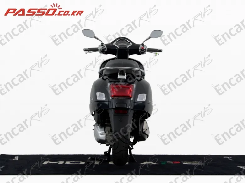 Vespa Gts 300 Classic - фото 2