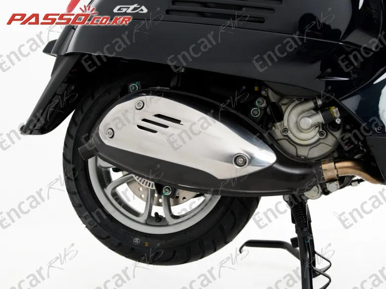 Vespa Gts 300 Classic - фото 6