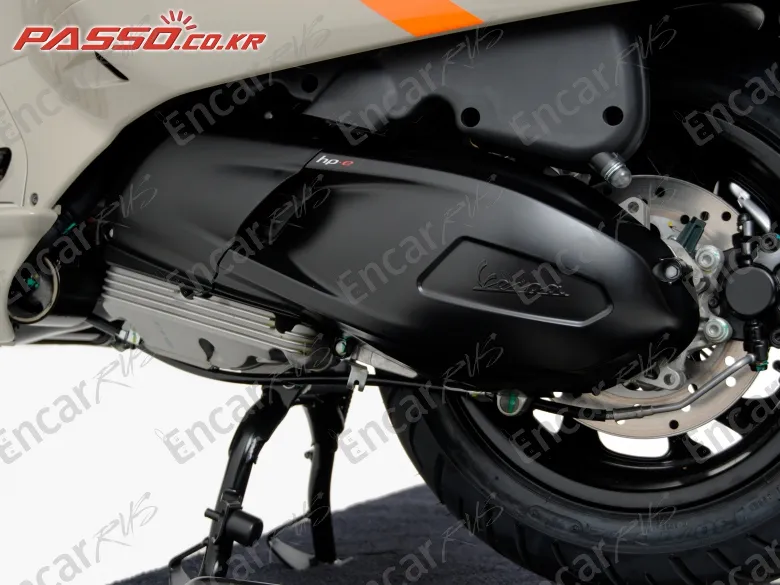 Vespa Gtv 300 - фото 4