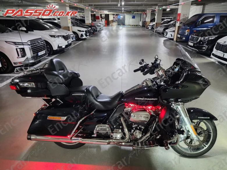 Harley-Davidson Road Glide Limited - фото 0