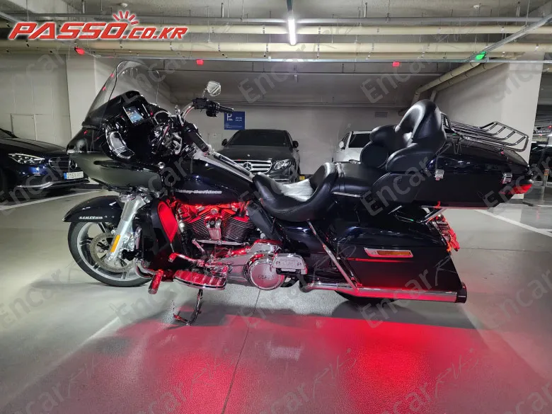 Harley-Davidson Road Glide Limited - фото 1