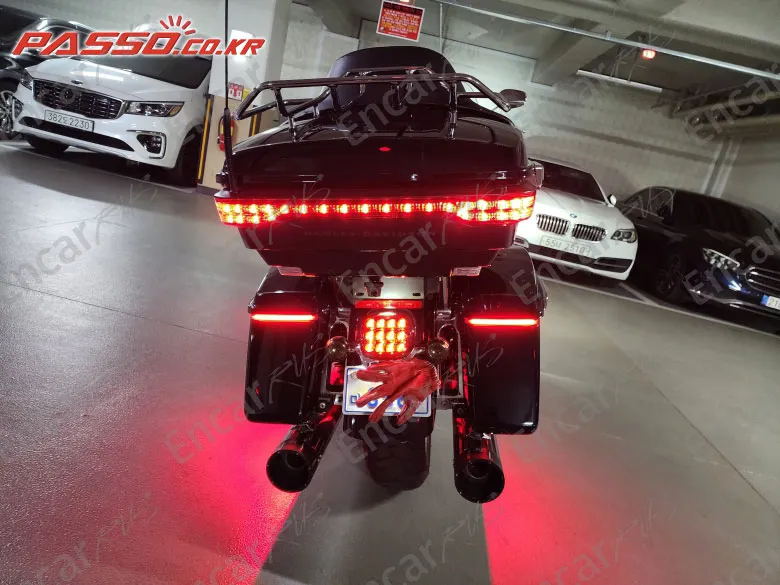 Harley-Davidson Road Glide Limited - фото 2