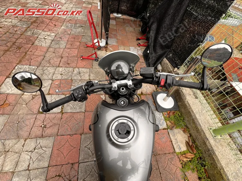 Triumph Trident 660 - фото 3