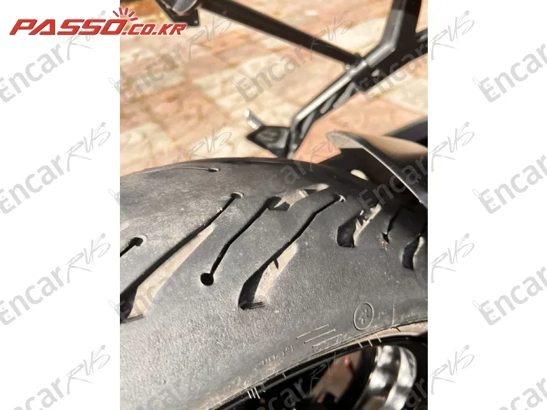 Triumph Trident 660 - фото 5
