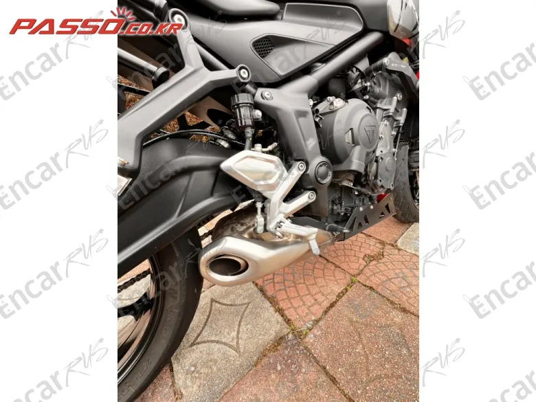 Triumph Trident 660 - фото 6