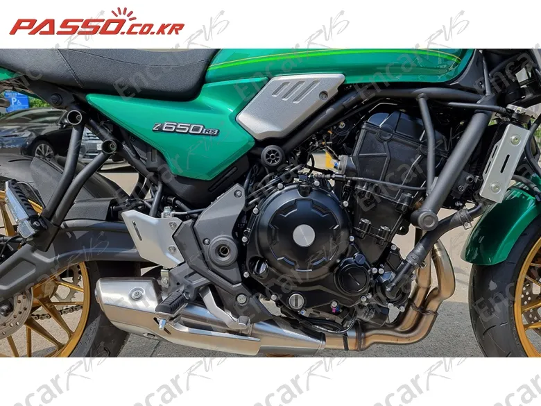 Kawasaki Z 650 Rs Abs - фото 4