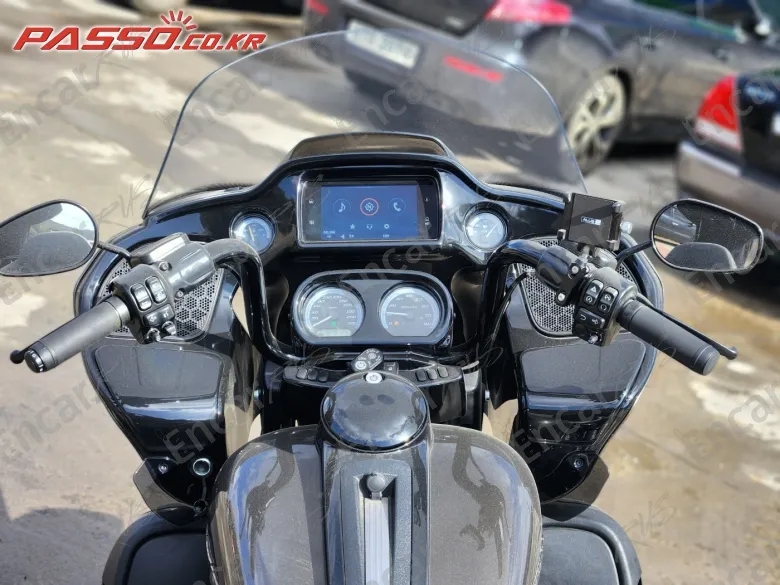 Harley-Davidson Road Glide Limited - фото 3