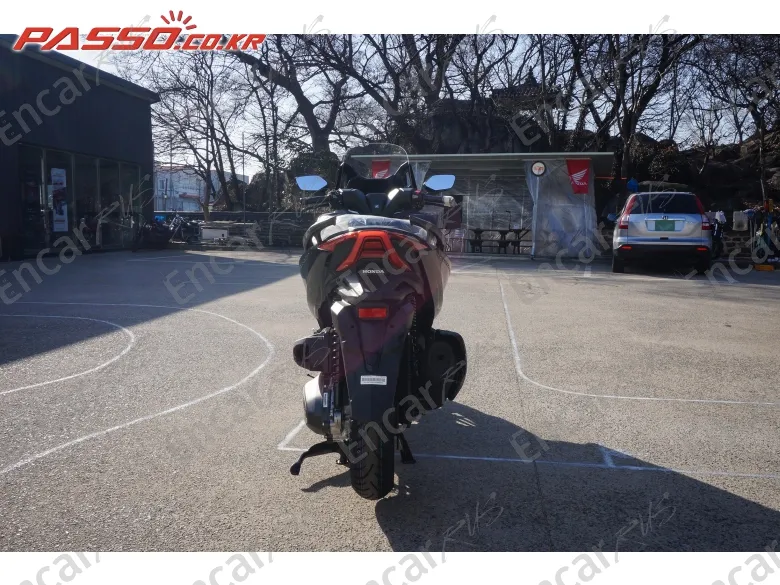 HONDA FORZA 350 - фото 2