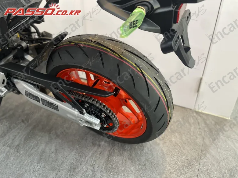 YAMAHA XSR 900 - фото 5