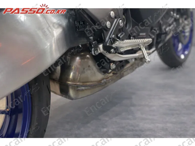 YAMAHA MT 09 SP - фото 6