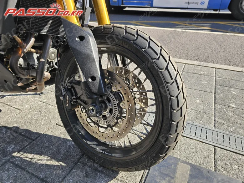 Moto Morini X Cape 650 - фото 3