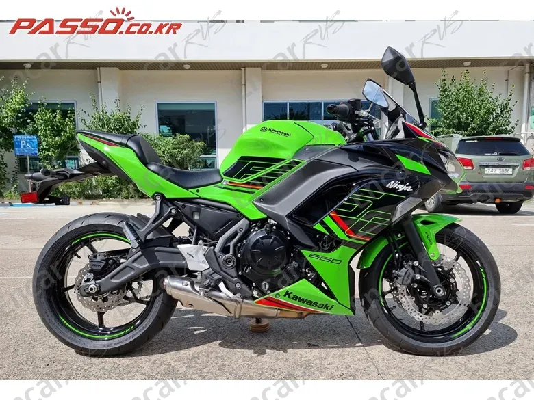 Kawasaki Ninja 650 - фото 0