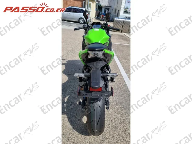 Kawasaki Ninja 650 - фото 2