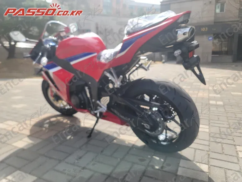 Honda Cbr 600 Rr - фото 1