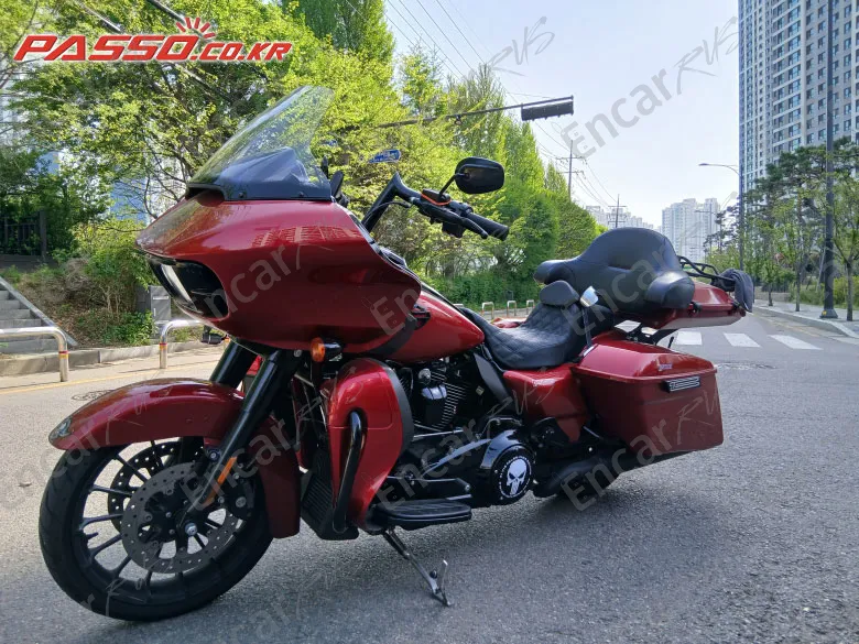 HARLEY-DAVIDSON ROAD GLIDE SPECIAL - фото 1