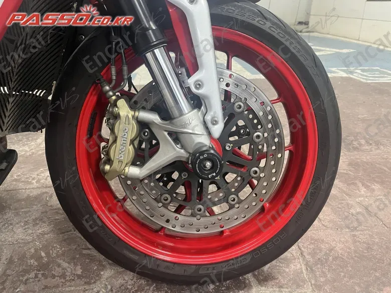 Mv Agusta Brutale 800 Dragster - фото 5