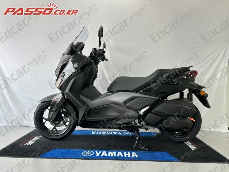 YAMAHA X MAX 300 ABS - фото 1