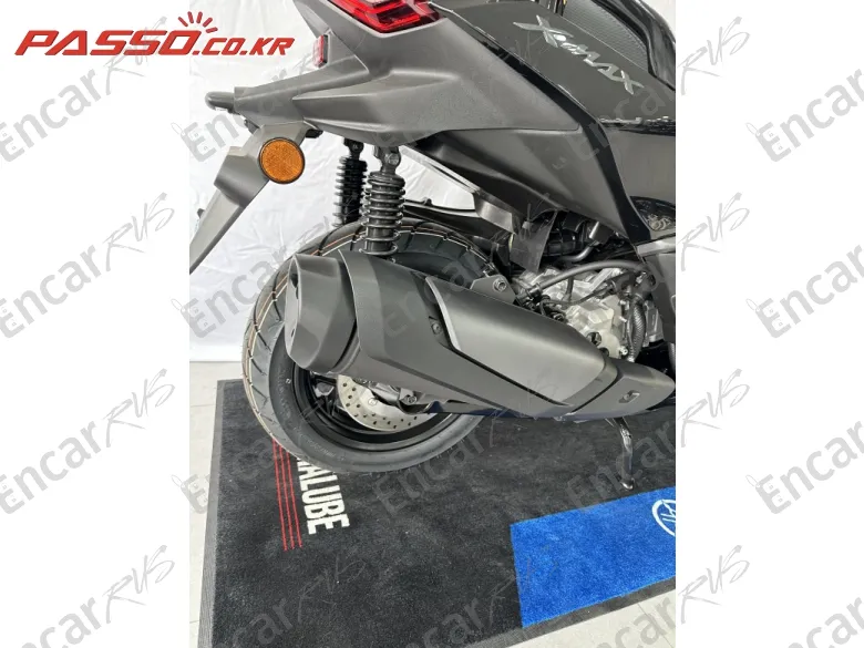 YAMAHA X MAX 300 ABS - фото 6