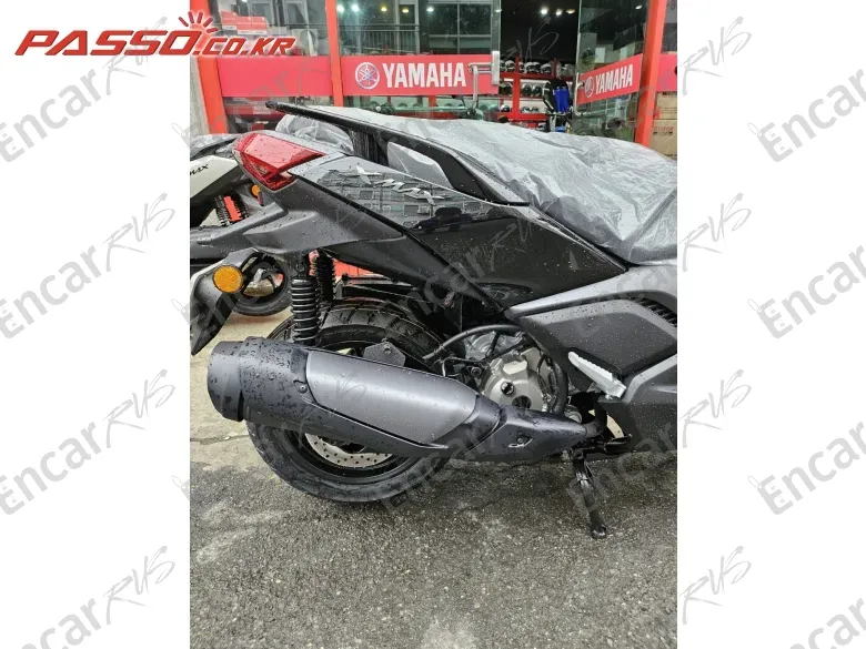 YAMAHA X MAX 300 ABS - фото 6