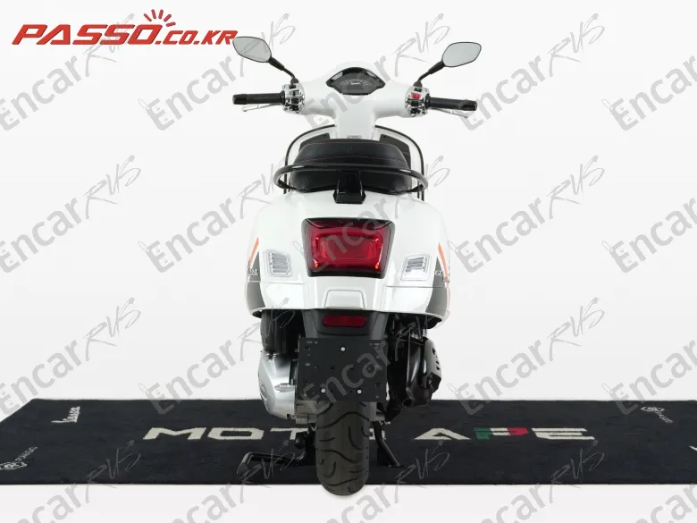 Vespa Gts 300 Super Sport - фото 2