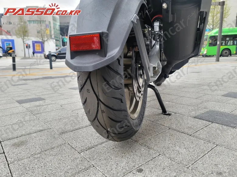 Kymco Krv 200 - фото 5