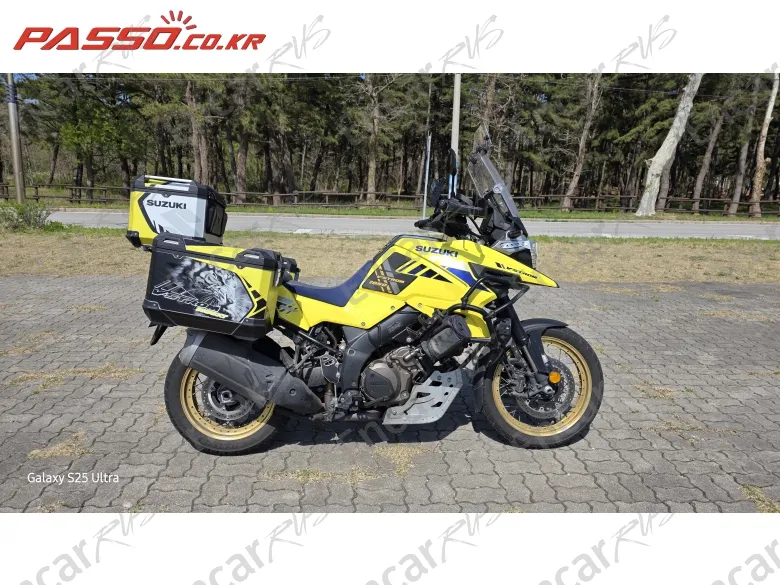 SUZUKI V STROM 1050 XT - фото 0