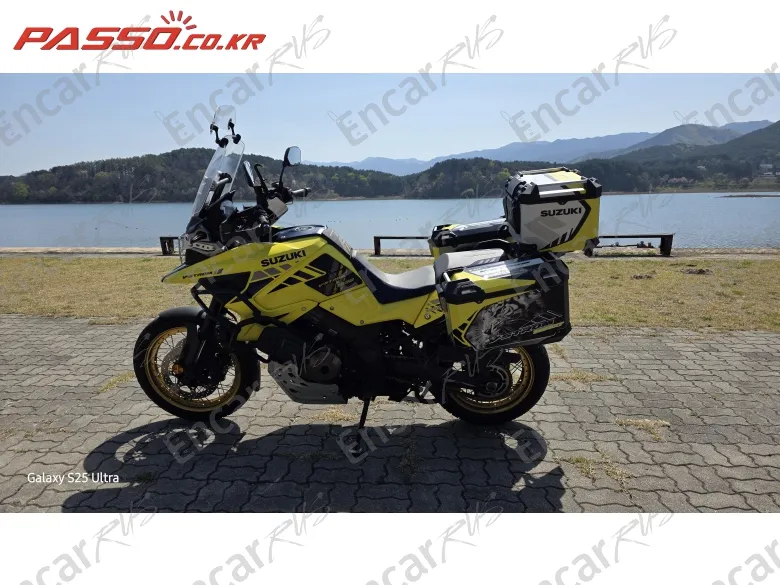 SUZUKI V STROM 1050 XT - фото 1