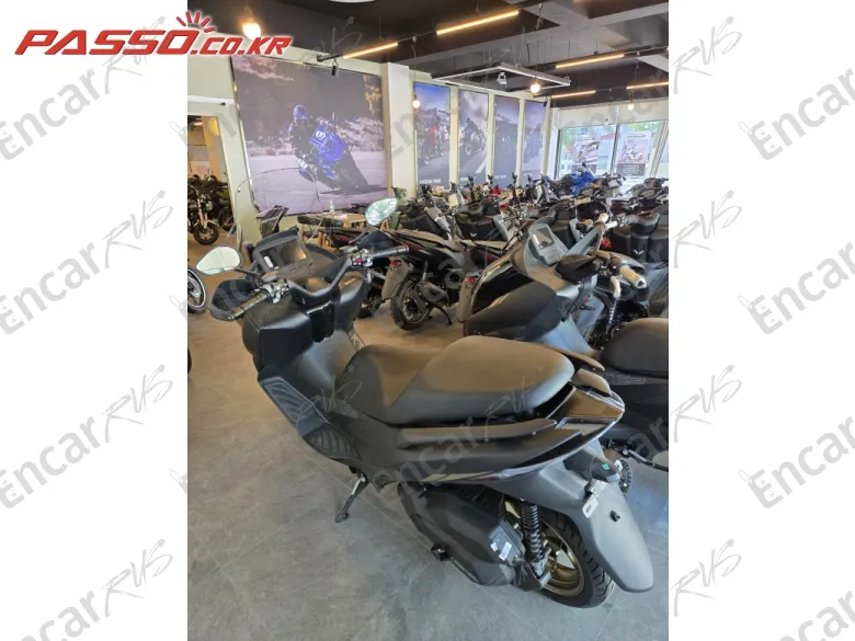 ZONTES 125 E - фото 6