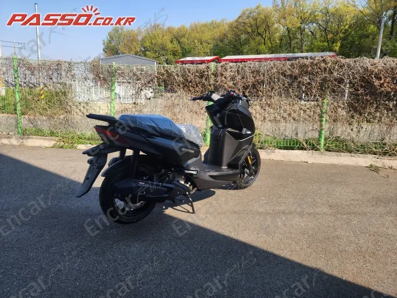 Sym Joymax Z 300 - фото 1
