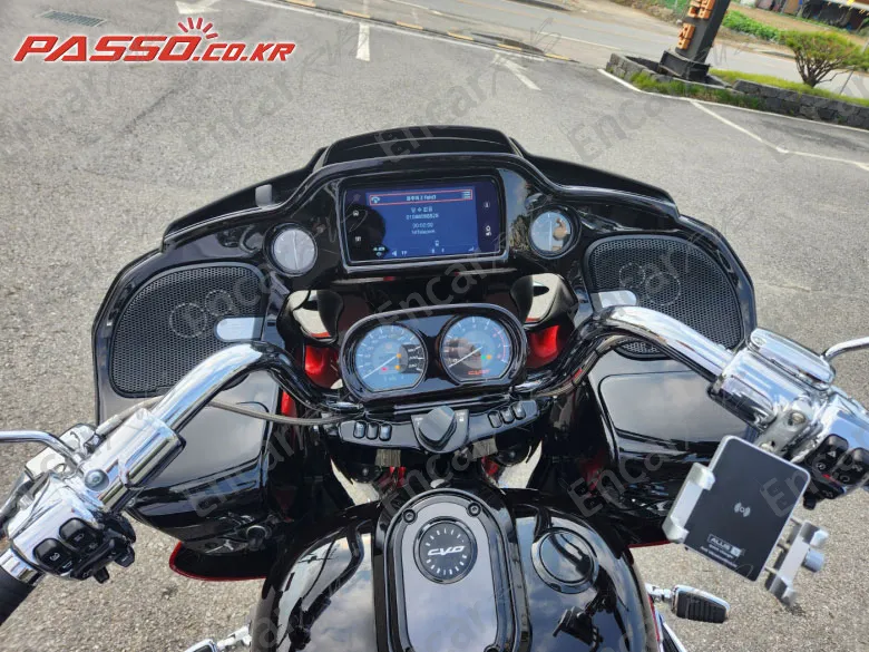 Harley-Davidson Fltrse3 - фото 3