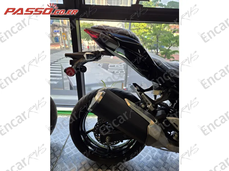 KAWASAKI ZX 500 R - фото 6
