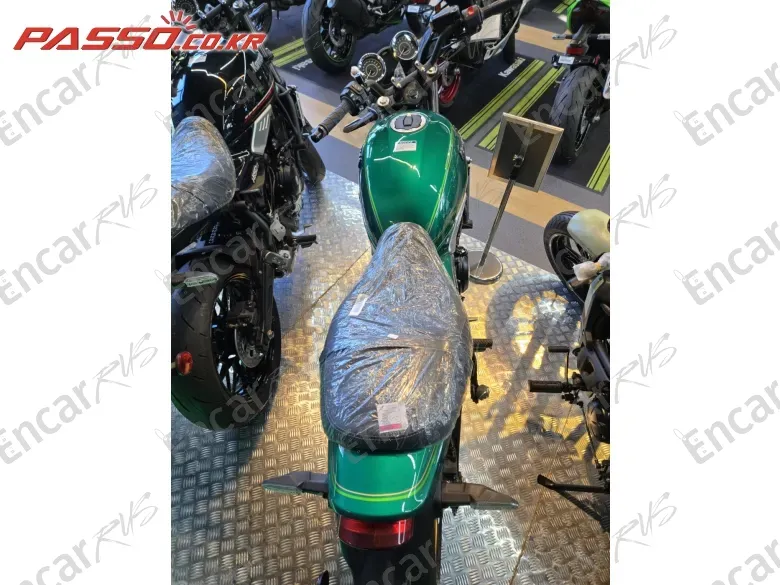 Kawasaki Z 650 Rs Abs - фото 2