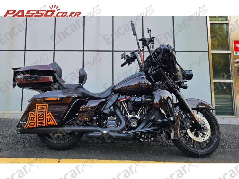 HARLEY-DAVIDSON FLHXSE - фото 0