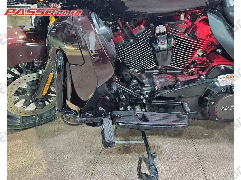 HARLEY-DAVIDSON FLHXSE - фото 4