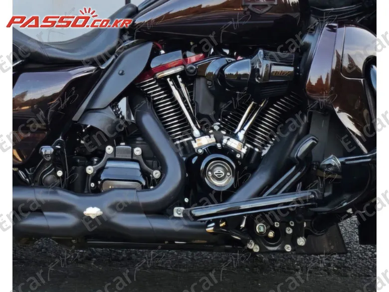 HARLEY-DAVIDSON FLHXSE - фото 6