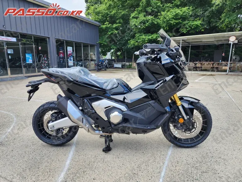 HONDA X ADV - фото 0