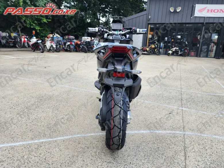 HONDA X ADV - фото 2