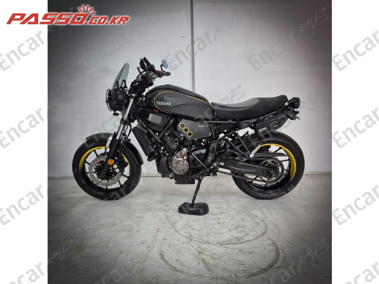 Yamaha Xsr 700 - фото 1